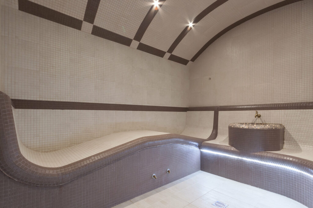4_gagarin_hamam